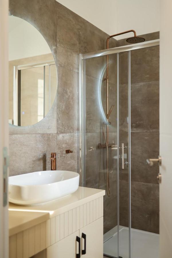 Castello Exclusive Rooms With Breakfast - By Ta Leut Agency Privlaka  Luaran gambar